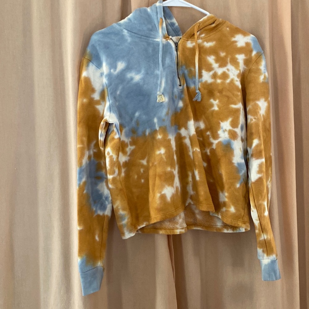 Tie dye size small This item has never been worn. No holes or stains.